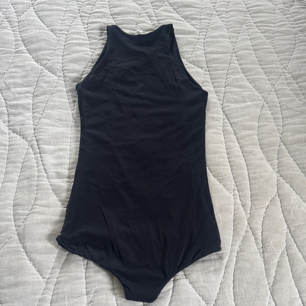 Chic Black Women's Bodysuit - Picture 3 of 6